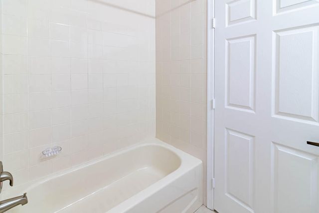 356 SE Bloxham Way, Stuart, FL 34997