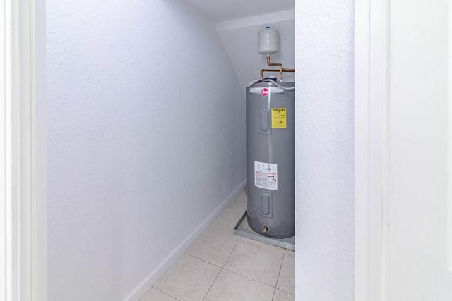 356 SE Bloxham Way, Stuart, FL 34997