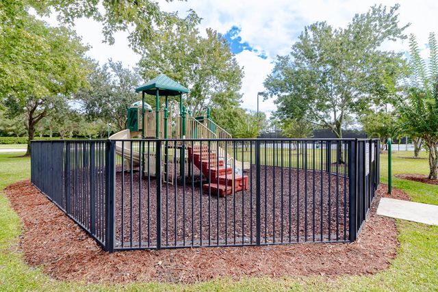 356 SE Bloxham Way, Stuart, FL 34997