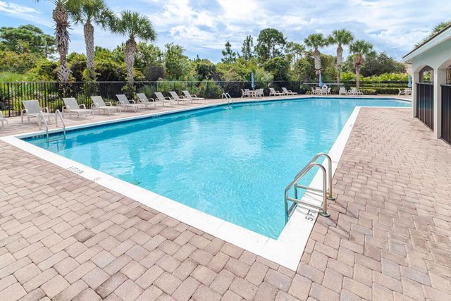 356 SE Bloxham Way, Stuart, FL 34997