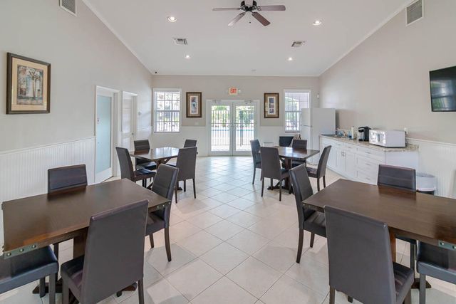 356 SE Bloxham Way, Stuart, FL 34997