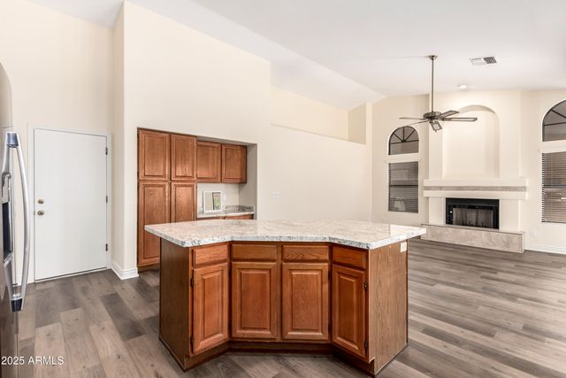 1517 W Islandia Drive, Gilbert, AZ 85233