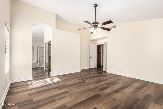 1517 W Islandia Drive, Gilbert, AZ 85233
