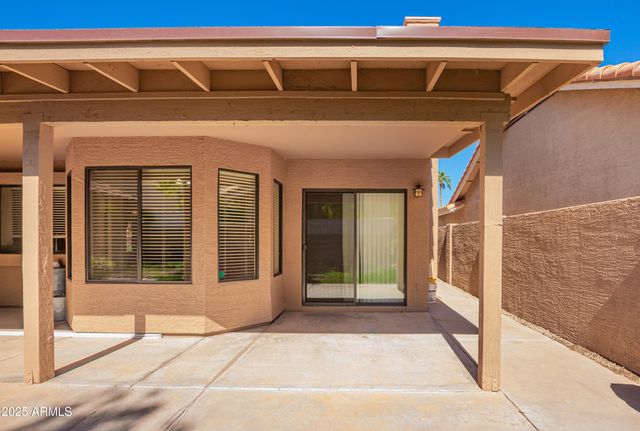 1517 W Islandia Drive, Gilbert, AZ 85233