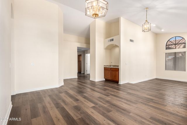 1517 W Islandia Drive, Gilbert, AZ 85233