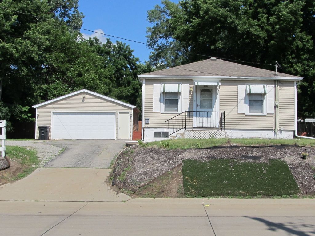 2013 5th Street, Rock Island, IL 61201