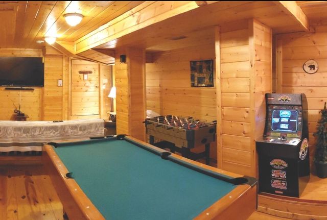 1709 Parkway View Ct, Sevierville, TN 37876