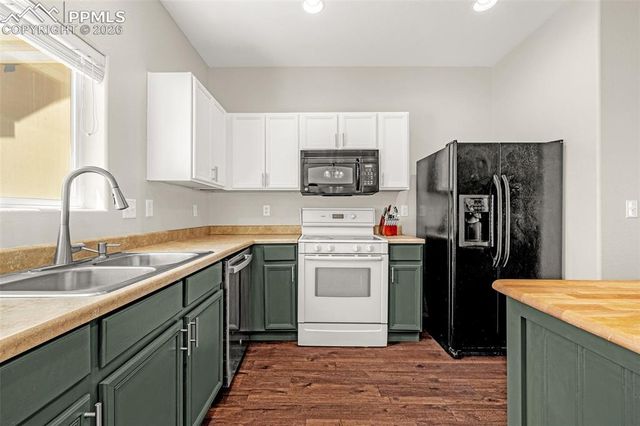 7383 Little Jimmy Grove, Fountain, CO 80817
