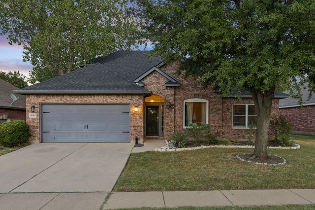 10404 Bear Creek Trail, Fort Worth, TX 76244