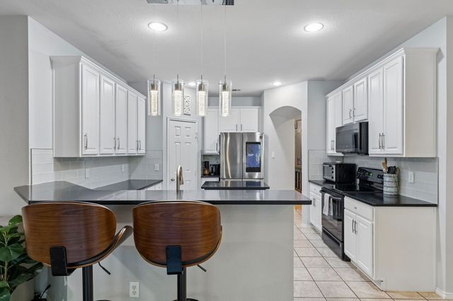 10404 Bear Creek Trail, Fort Worth, TX 76244