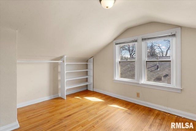 2340 S 7TH Street, Springfield, IL 62703