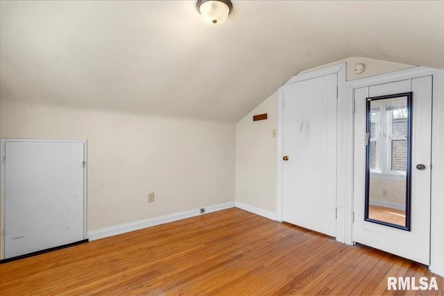 2340 S 7TH Street, Springfield, IL 62703