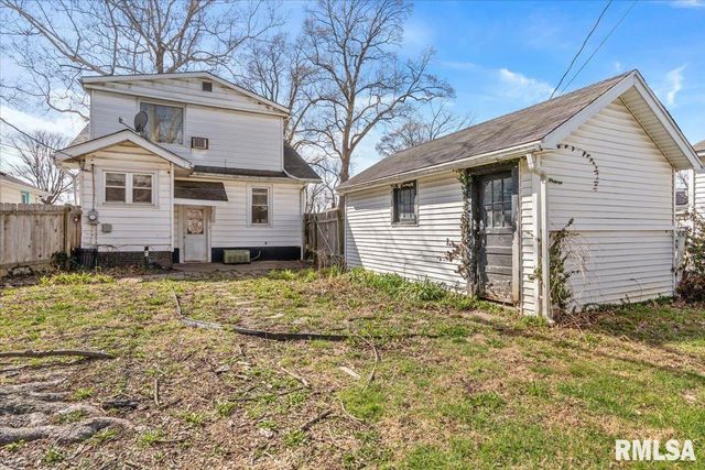 2340 S 7TH Street, Springfield, IL 62703