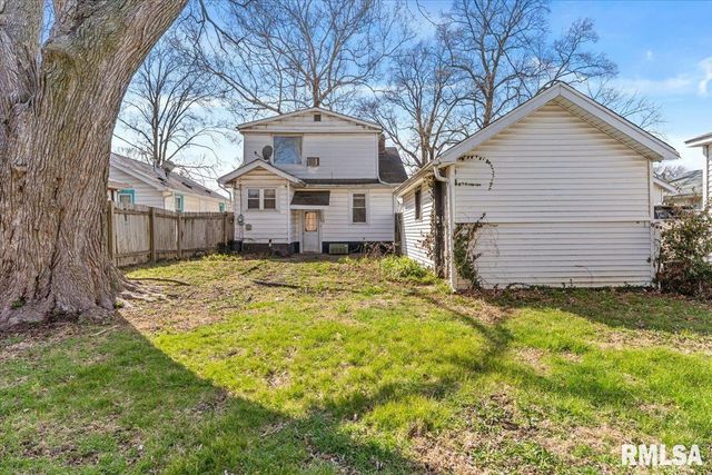 2340 S 7TH Street, Springfield, IL 62703