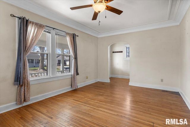 2340 S 7TH Street, Springfield, IL 62703