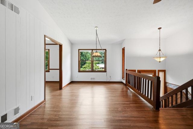 2448 Annandale Drive, Marietta, GA 30066