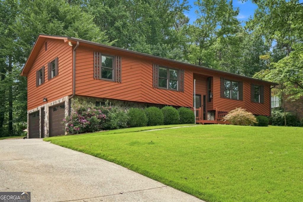 2448 Annandale Drive, Marietta, GA 30066
