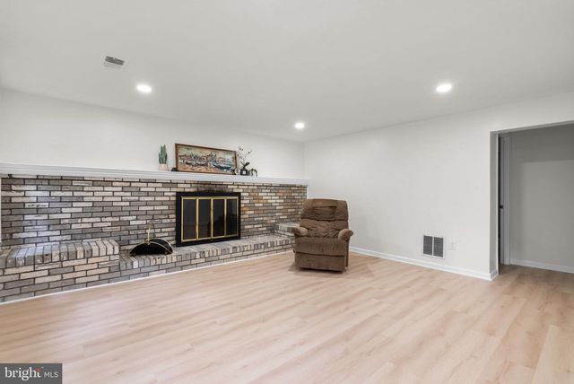 205 NELSON ST, Rockville, MD 20850