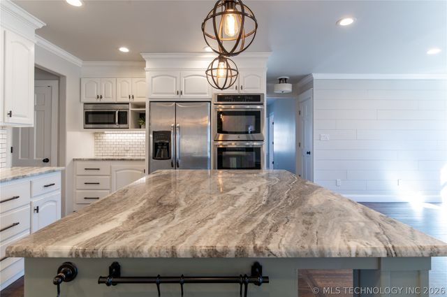 1745 S Gary Place, Tulsa, OK 74104