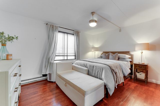 17 Skyline Drive 4, Braintree, MA 02184