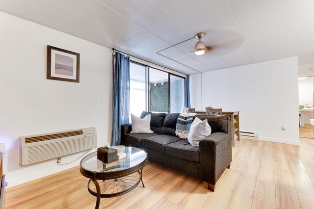 17 Skyline Drive 4, Braintree, MA 02184
