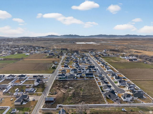 3940 W 2800 N, Plain City, UT 84404