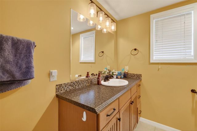 5713 LAKE STREET, Mount Dora, FL 32757