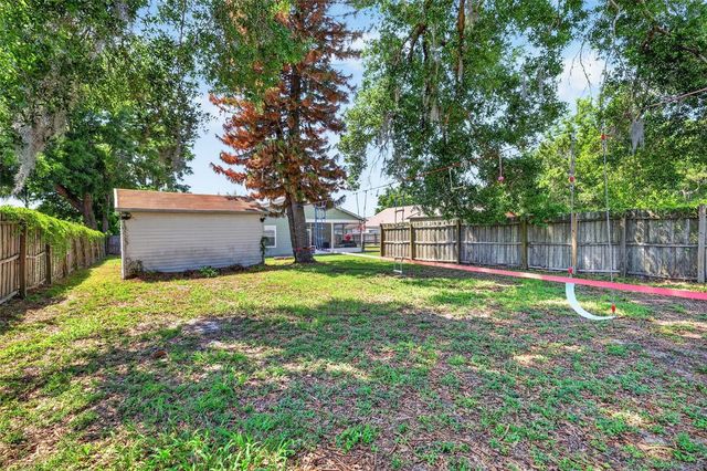 5713 LAKE STREET, Mount Dora, FL 32757