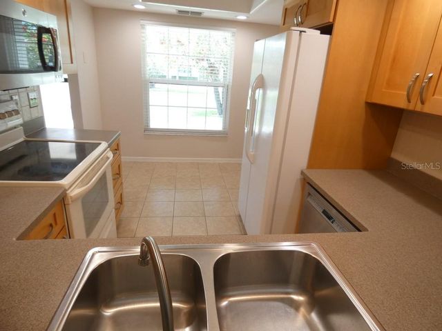 2211 EISENHOWER DRIVE 106, Dunedin, FL 34698