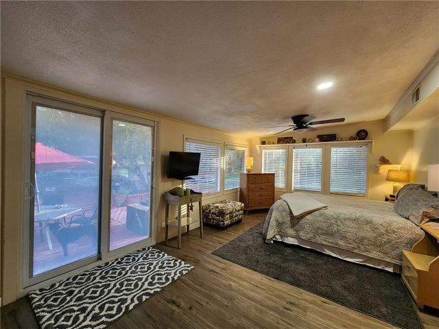 234 Vista Dr, Sandia, TX 78383