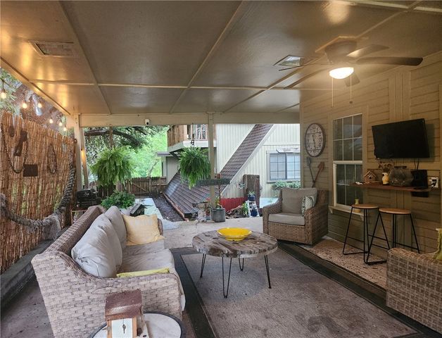 234 Vista Dr, Sandia, TX 78383
