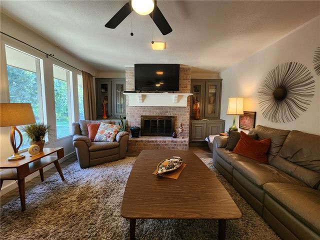 234 Vista Dr, Sandia, TX 78383