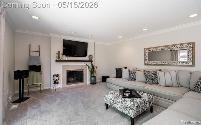 1123 Hickory Hill Drive, Rochester Hills, MI 48309