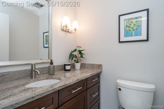 1123 Hickory Hill Drive, Rochester Hills, MI 48309