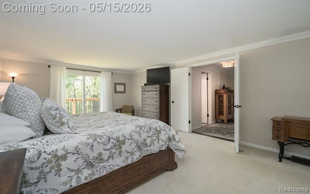 1123 Hickory Hill Drive, Rochester Hills, MI 48309