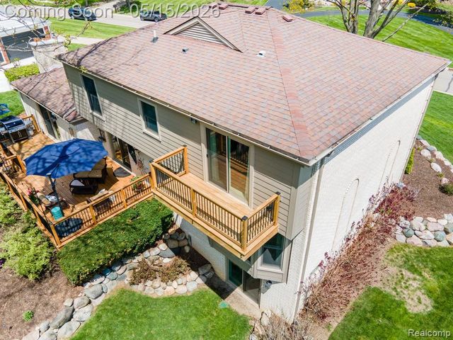 1123 Hickory Hill Drive, Rochester Hills, MI 48309