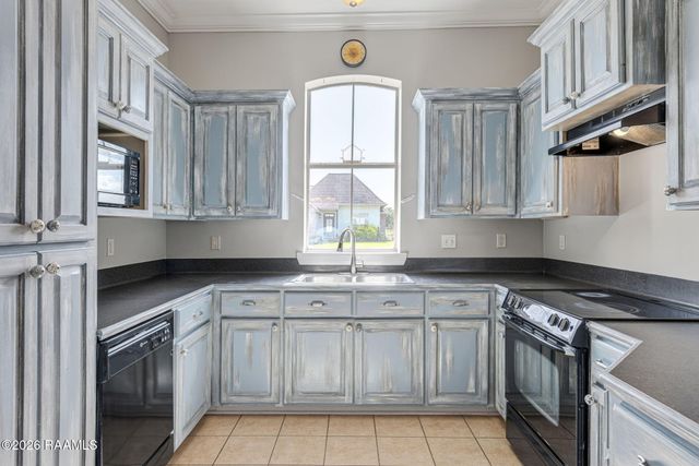 400 Hillbrooke Drive, Broussard, LA 70518