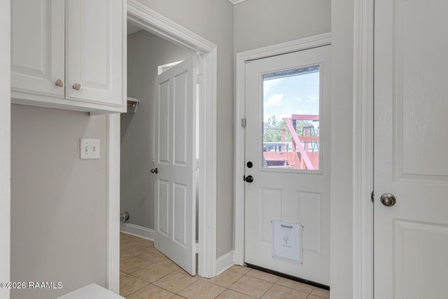 400 Hillbrooke Drive, Broussard, LA 70518