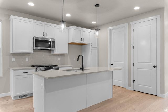 2324 N SUNMORE WAY, Lehi, UT 84048