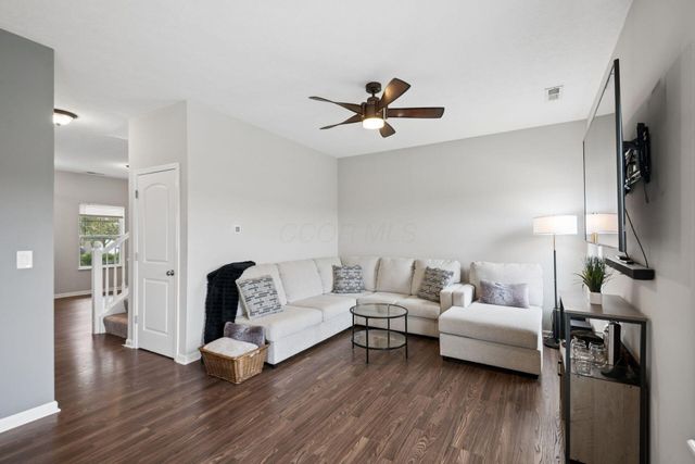 5574 Tarboro Place, Canal Winchester, OH 43110