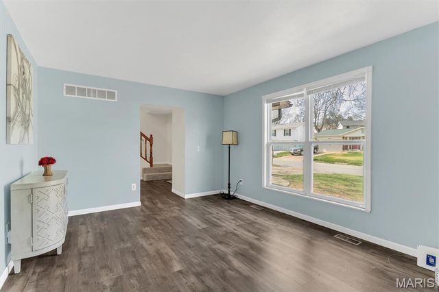 19 River Boat Drive, St Peters, MO 63376