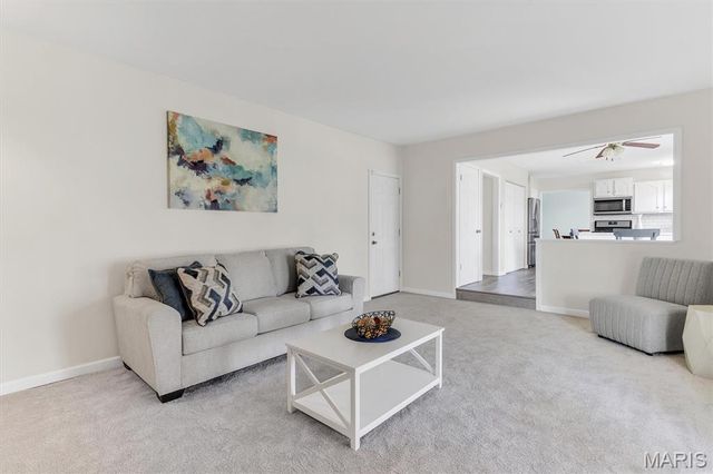 19 River Boat Drive, St Peters, MO 63376