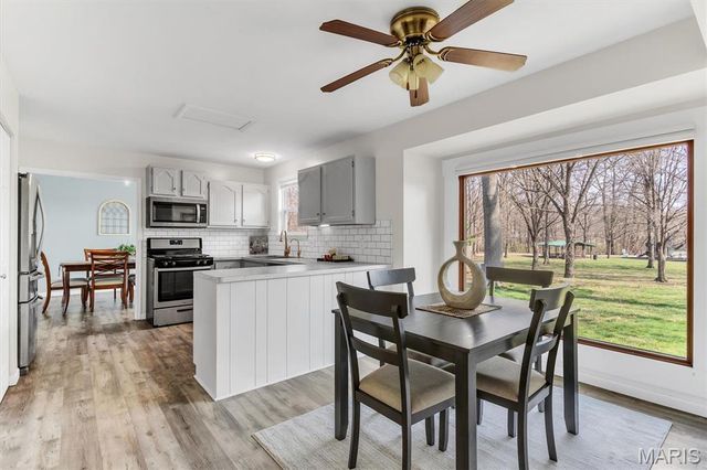 19 River Boat Drive, St Peters, MO 63376