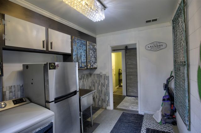 4491 S Jackson Road, Jackson, MI 49201