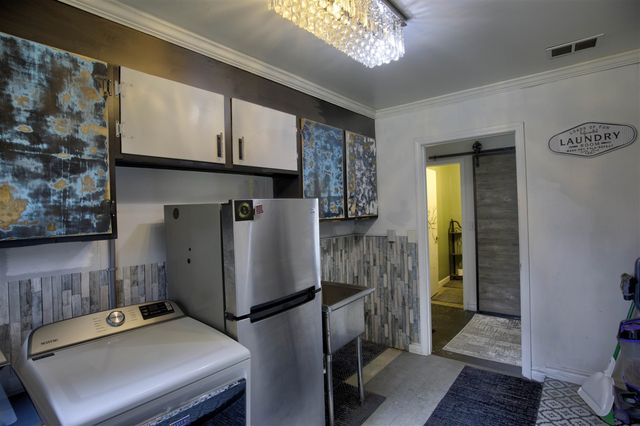 4491 S Jackson Road, Jackson, MI 49201