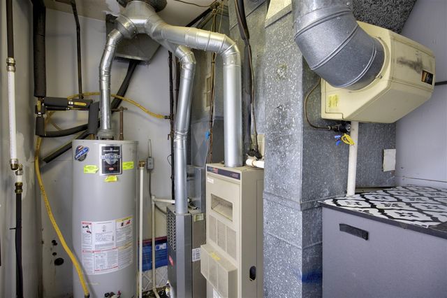 4491 S Jackson Road, Jackson, MI 49201