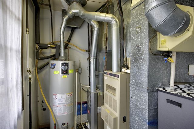 4491 S Jackson Road, Jackson, MI 49201