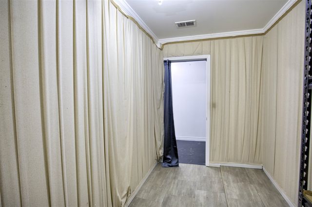 4491 S Jackson Road, Jackson, MI 49201