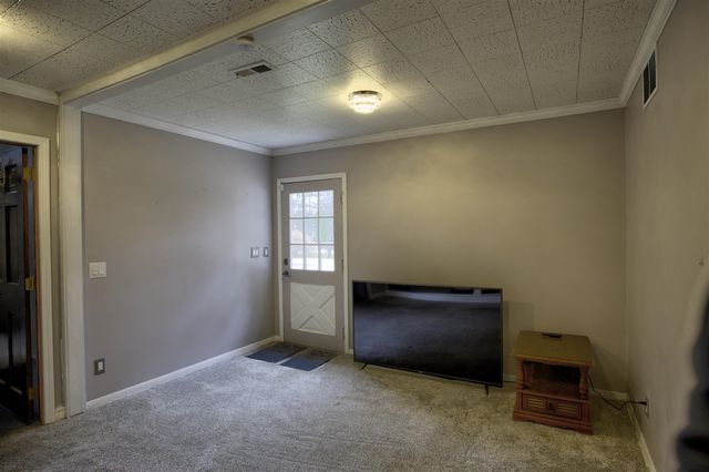 4491 S Jackson Road, Jackson, MI 49201