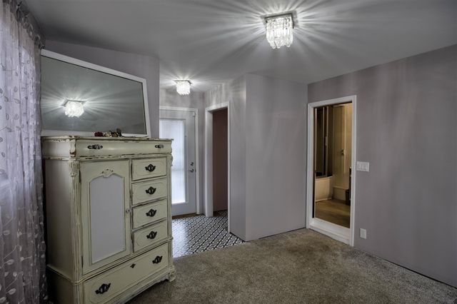 4491 S Jackson Road, Jackson, MI 49201